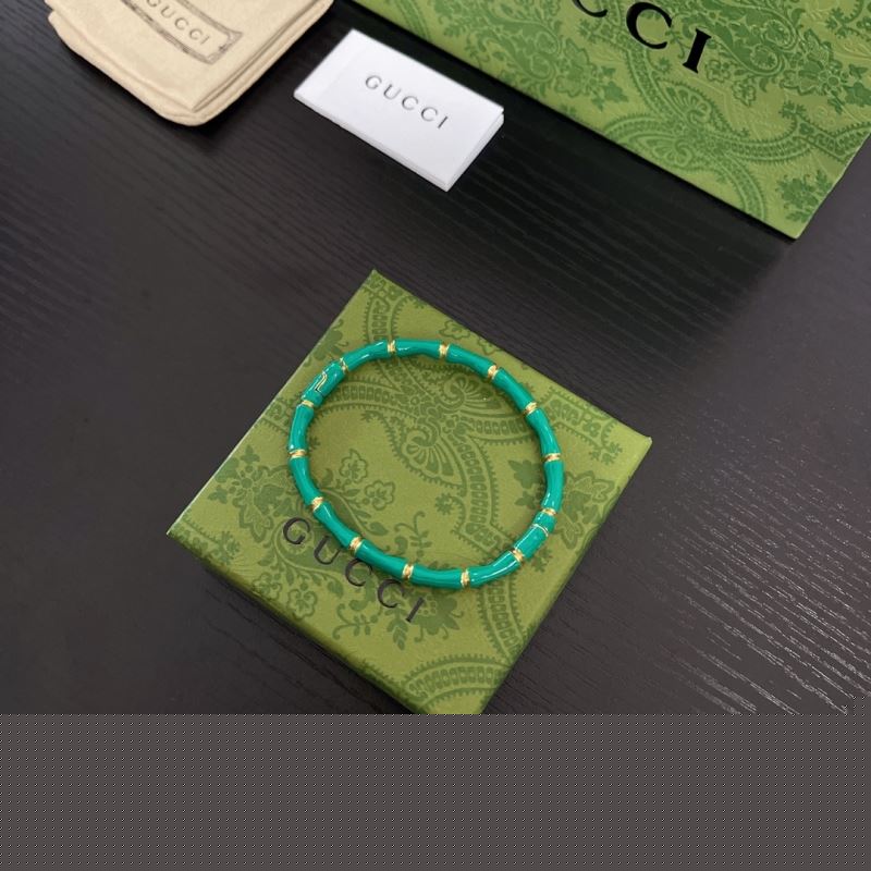 G*u*i bracelets